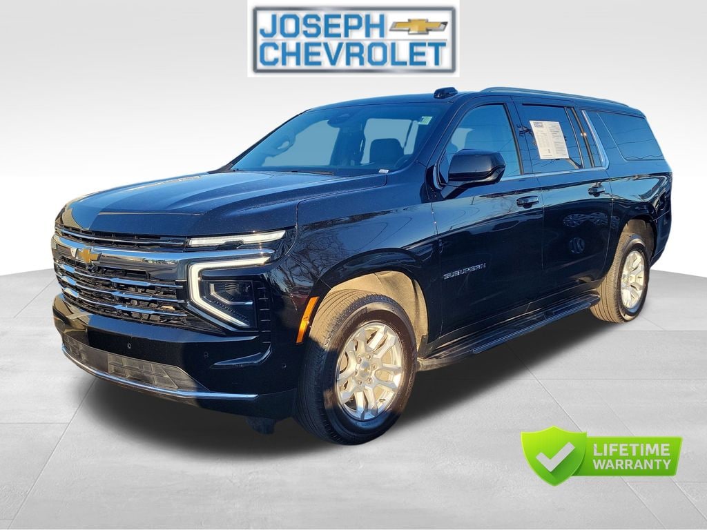 Used 2025 Chevrolet Suburban LT SUV