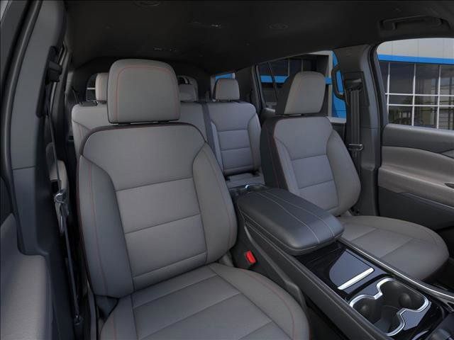 2025 Chevrolet Traverse LT - Photo 17