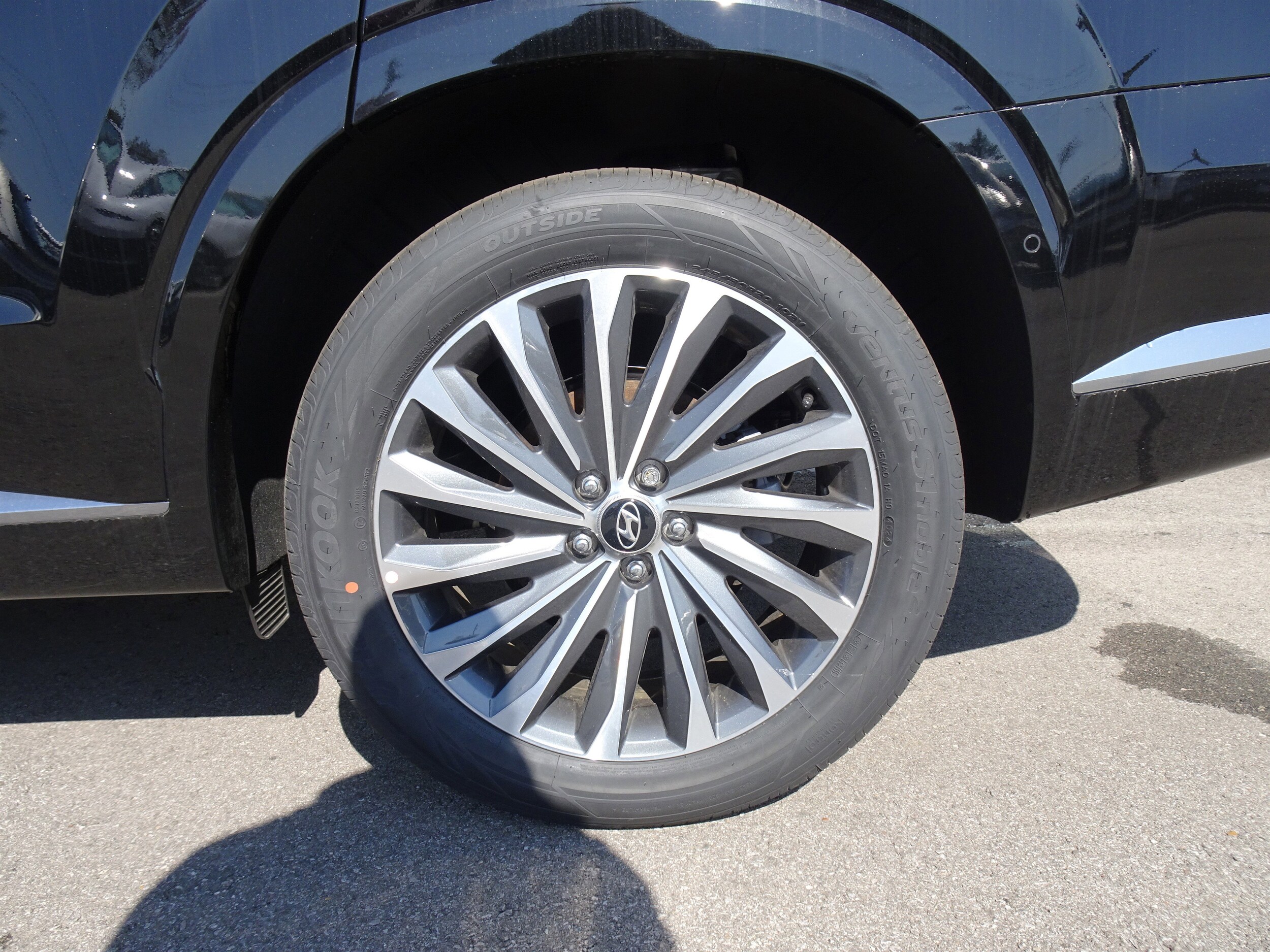 2025 Hyundai Palisade Calligraphy photo 3