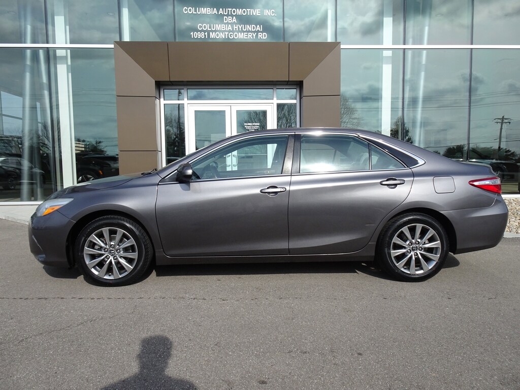 Used 2016 Toyota Camry XLE Sedan