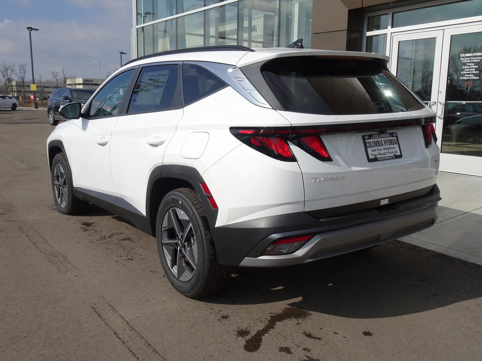 2025 Hyundai Tucson SEL photo 3