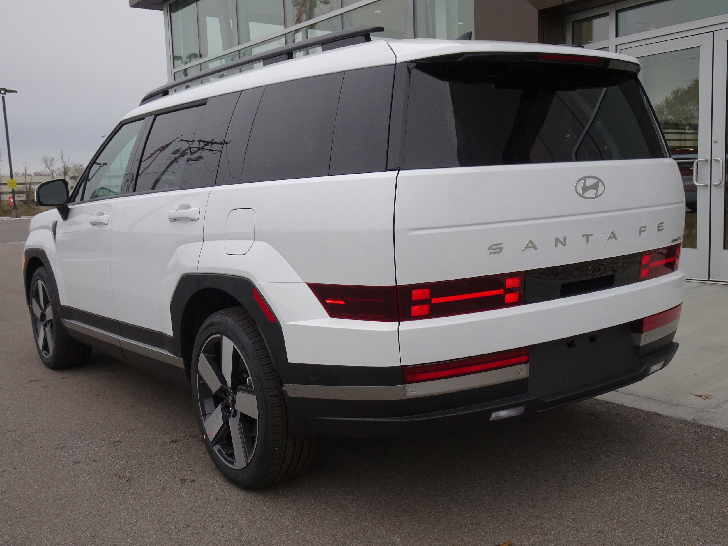 2026 Hyundai Santa Fe Limited photo 3