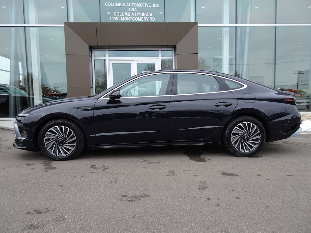 Certified 2024 Hyundai Sonata Hybrid Limited Sedan