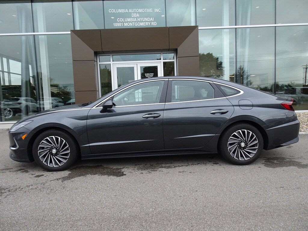 Used 2023 Hyundai Sonata Hybrid SEL Sedan