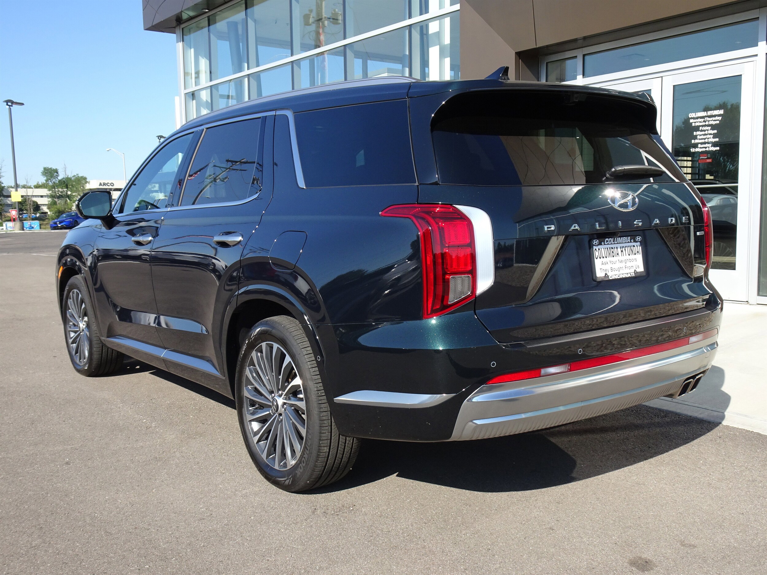 2023 Hyundai Palisade Calligraphy photo 3