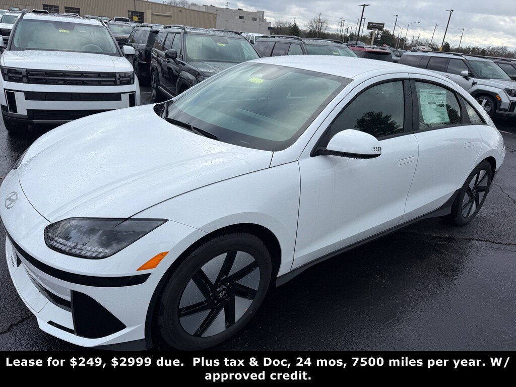 New 2025 Hyundai IONIQ 6 SE Standard Range Sedan