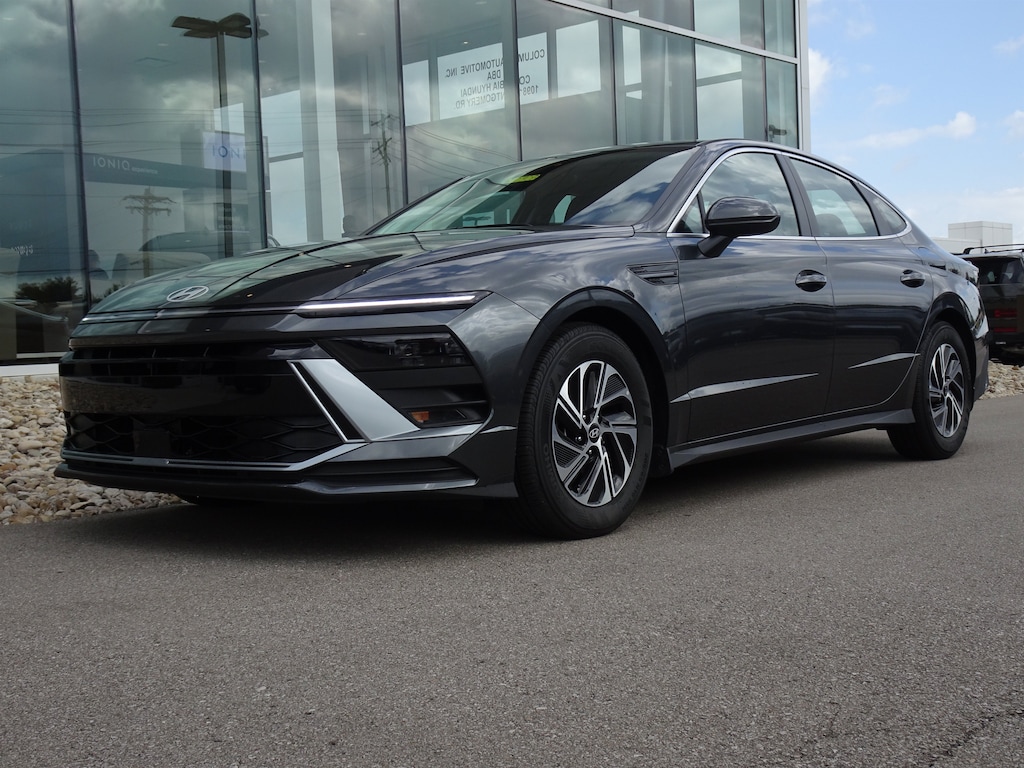 New 2026 Hyundai Sonata Hybrid Blue Sedan