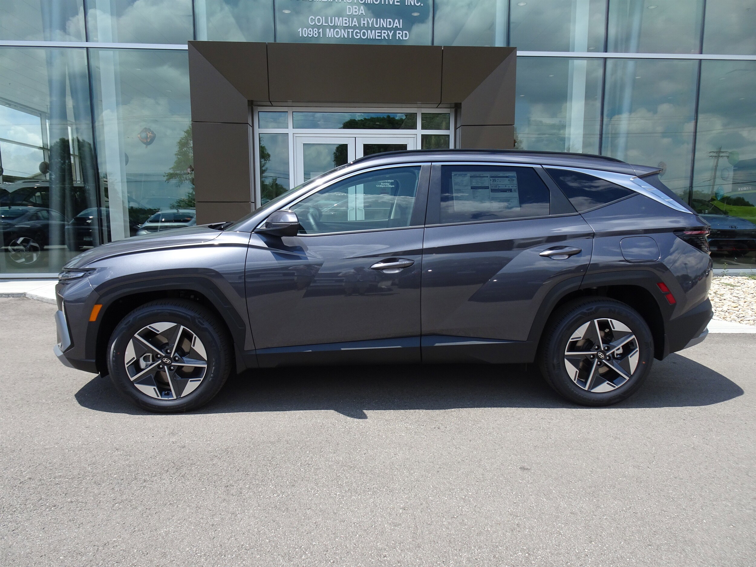 2025 Hyundai Tucson Hybrid SEL Convenience photo 2