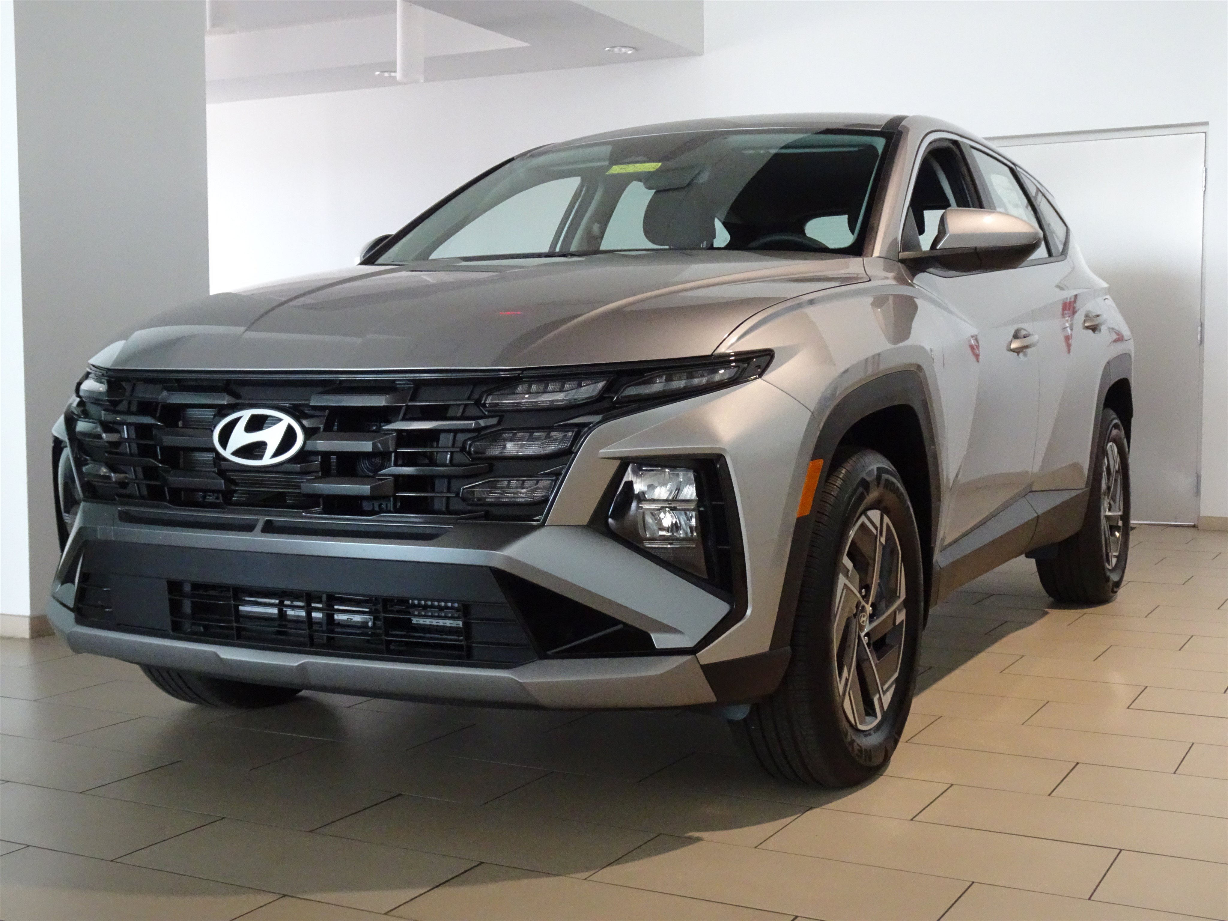  Hyundai Tucson Hybrid
