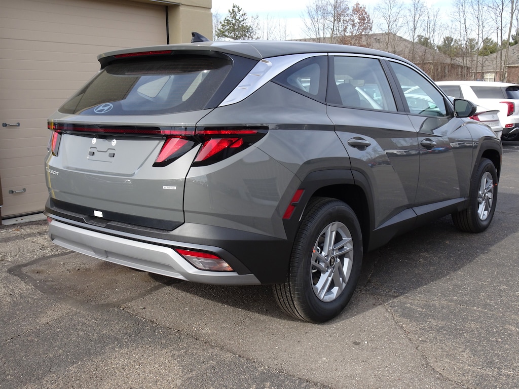 New 2026 Hyundai Tucson SE SUV