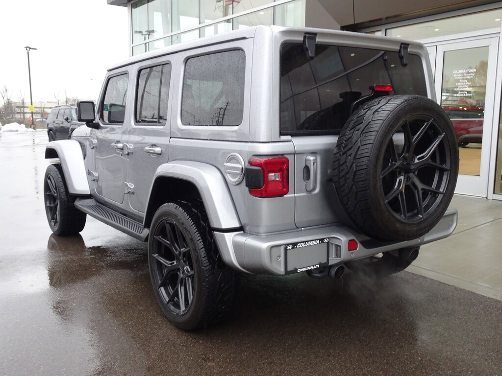 Used 2021 Jeep Wrangler Unlimited Sahara SUV