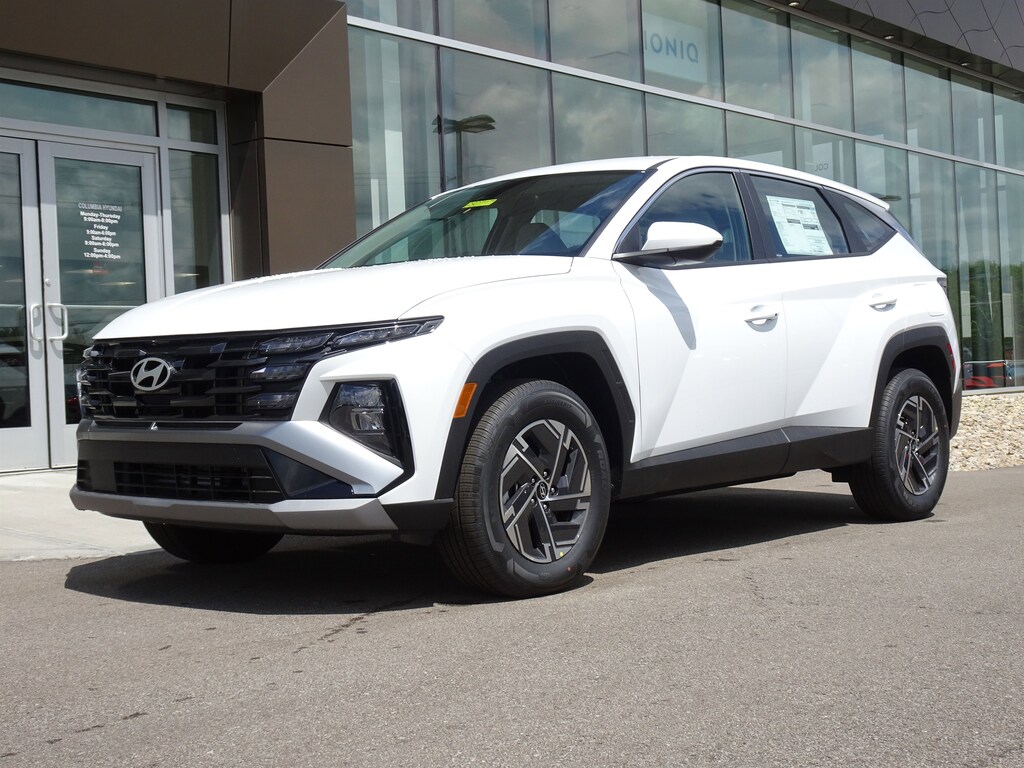 New 2026 Hyundai Tucson Hybrid Blue SE SUV