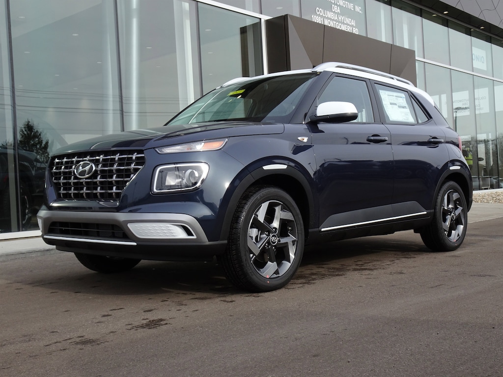 New 2026 Hyundai Venue SEL w/Two-Tone Roof SUV