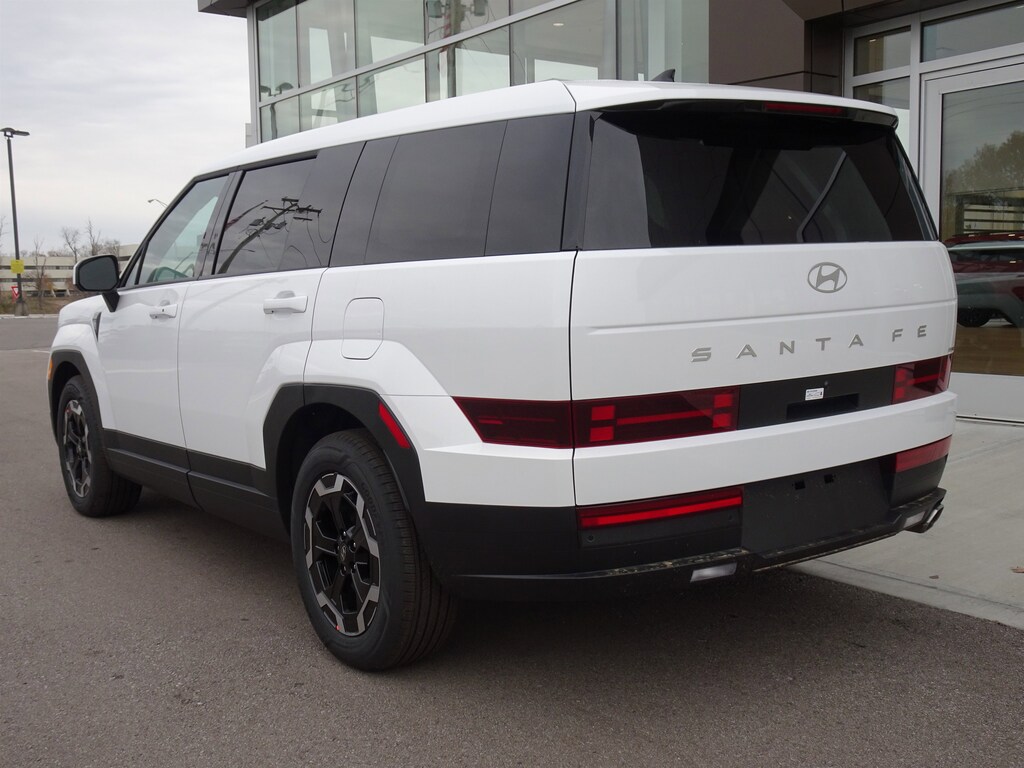 New 2026 Hyundai Santa Fe SE SUV