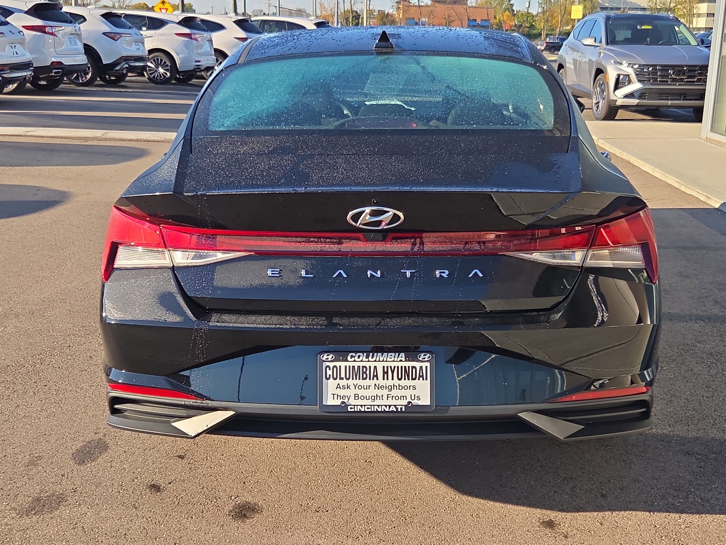 2022 Hyundai Elantra SEL photo 4