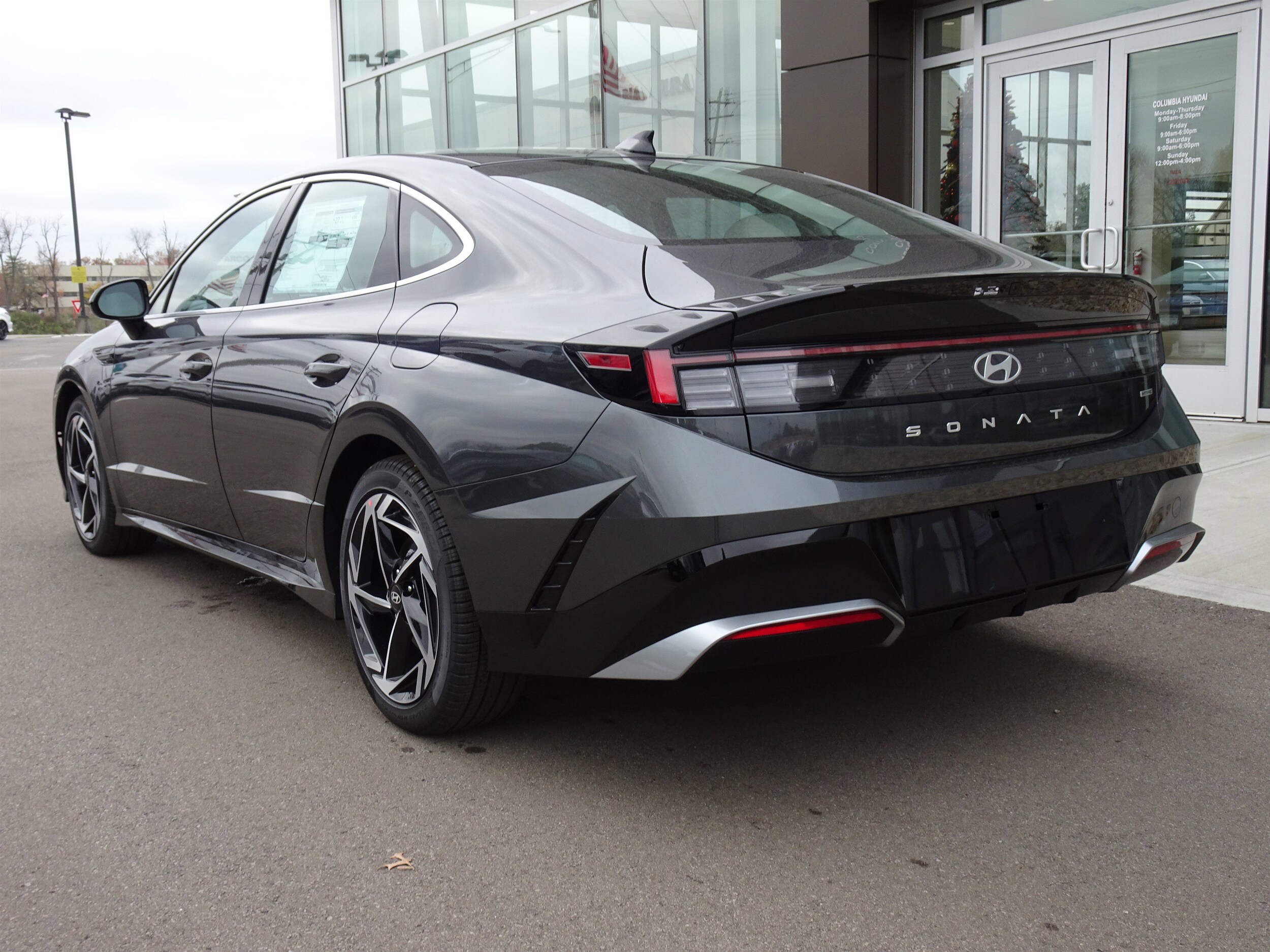 2026 Hyundai Sonata SEL Sport photo 3