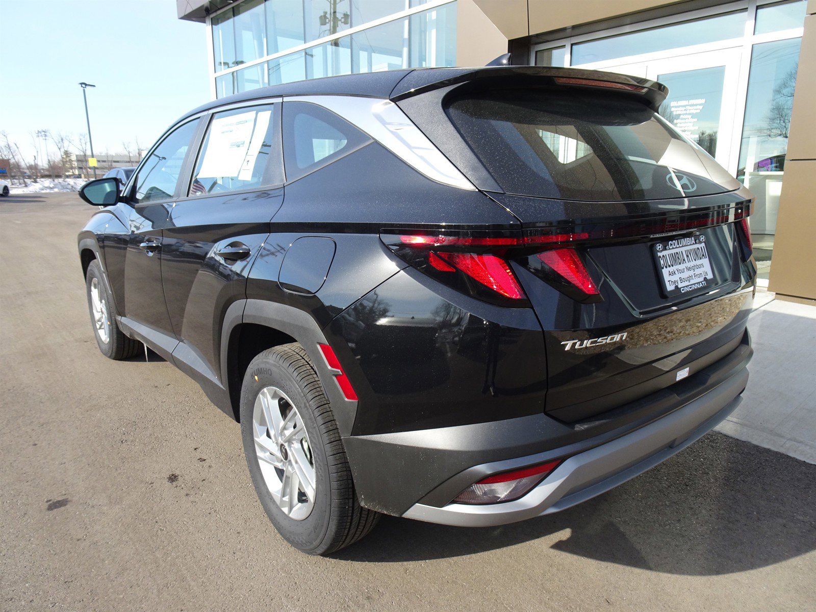 2025 Hyundai Tucson SE photo 4