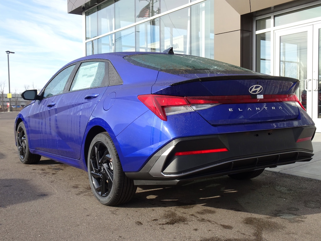 New 2026 Hyundai Elantra SEL Sport Sedan