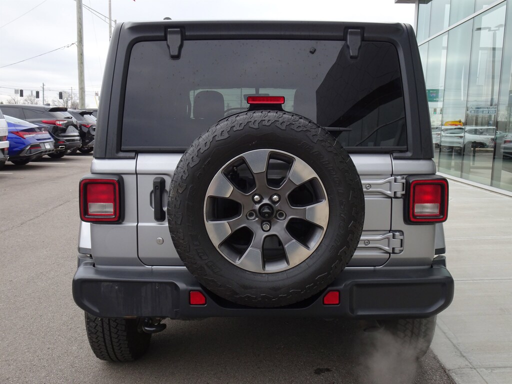 Used 2019 Jeep Wrangler Unlimited Sahara 4x4 SUV