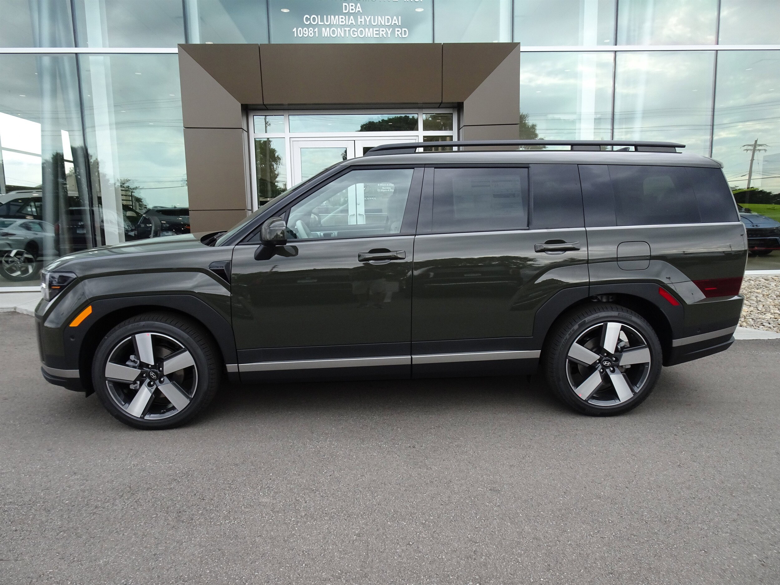 2026 Hyundai Santa Fe Limited photo 2