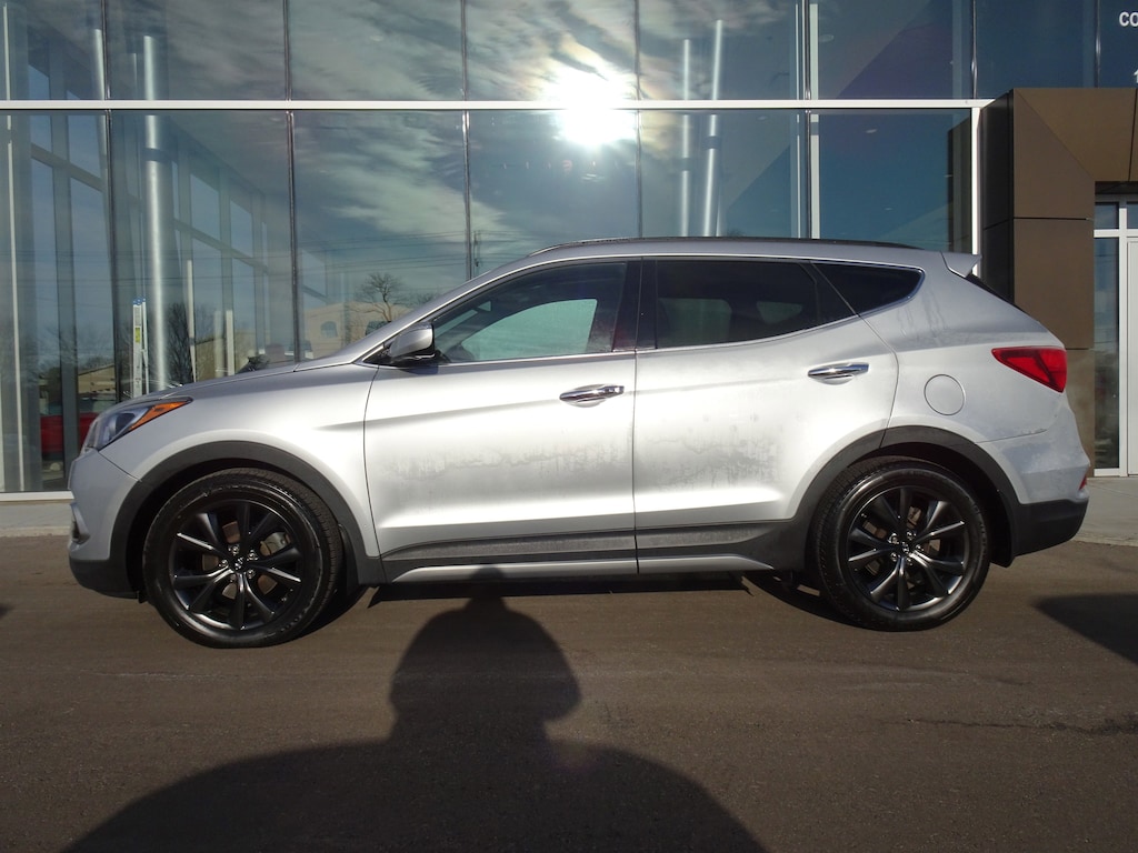 Used 2017 Hyundai Santa Fe Sport 2.0L Turbo Ultimate SUV
