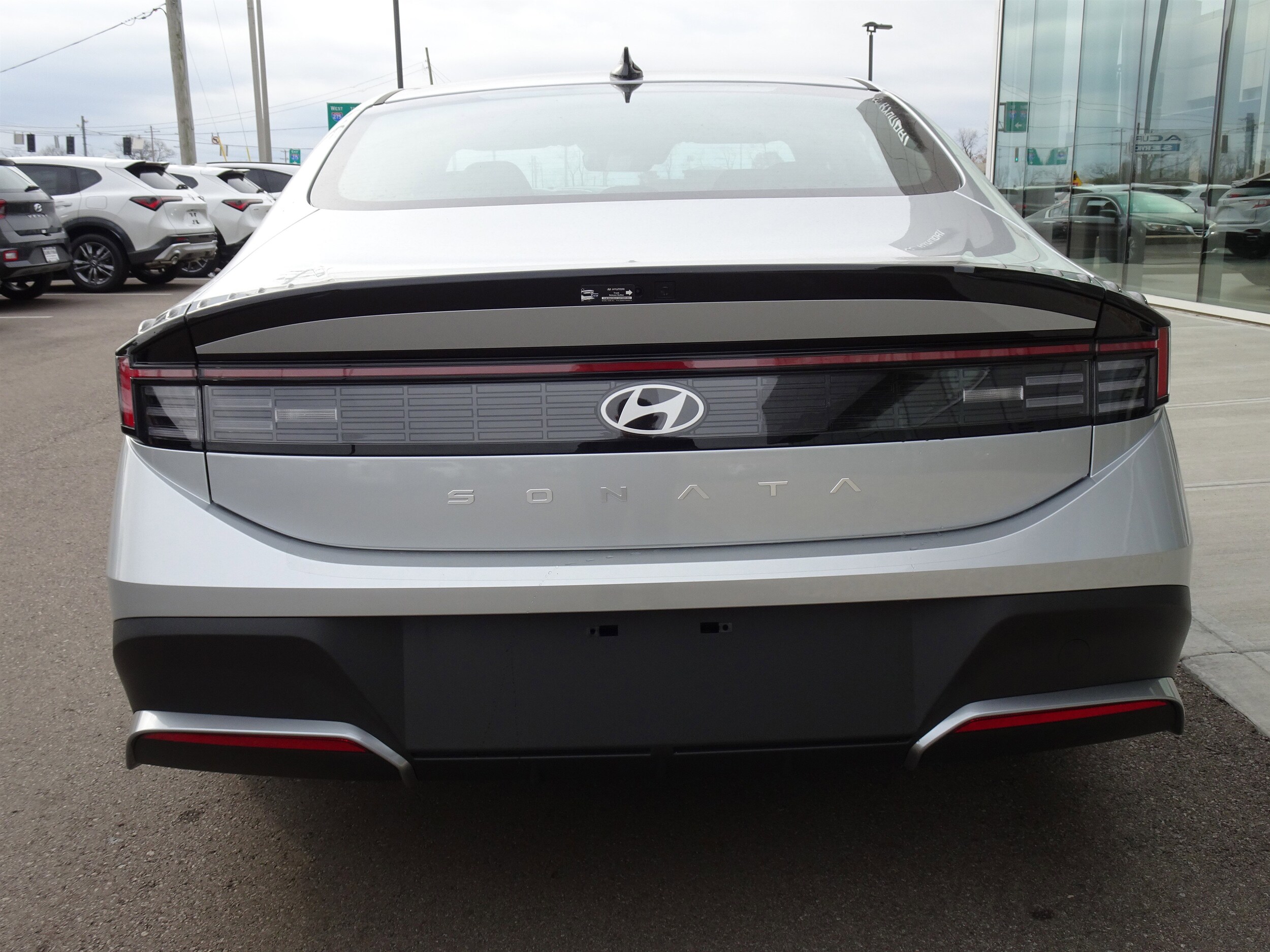 2026 Hyundai Sonata SE photo 3