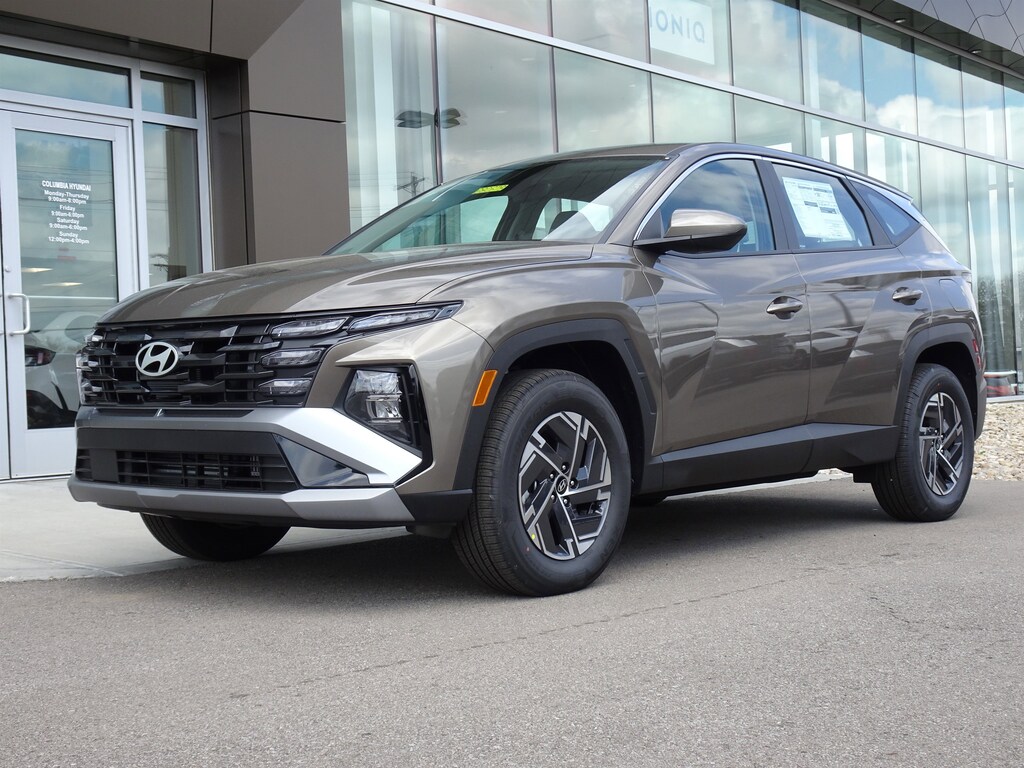 New 2026 Hyundai Tucson Hybrid Blue SE SUV
