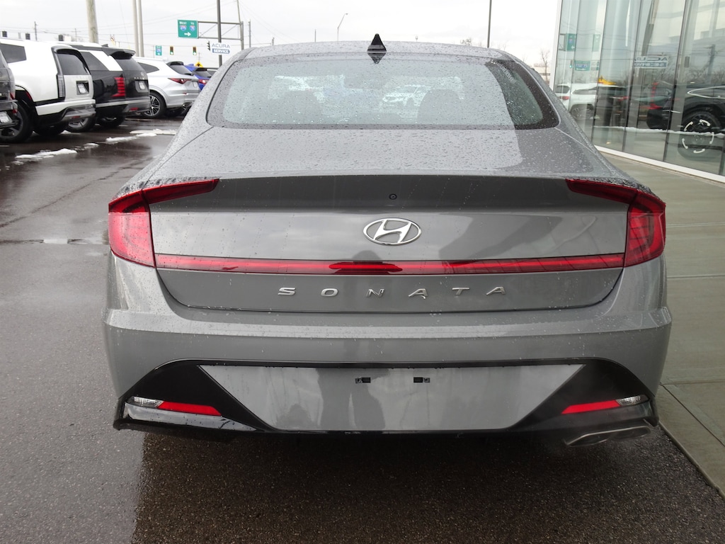 Used 2023 Hyundai Sonata SEL Sedan