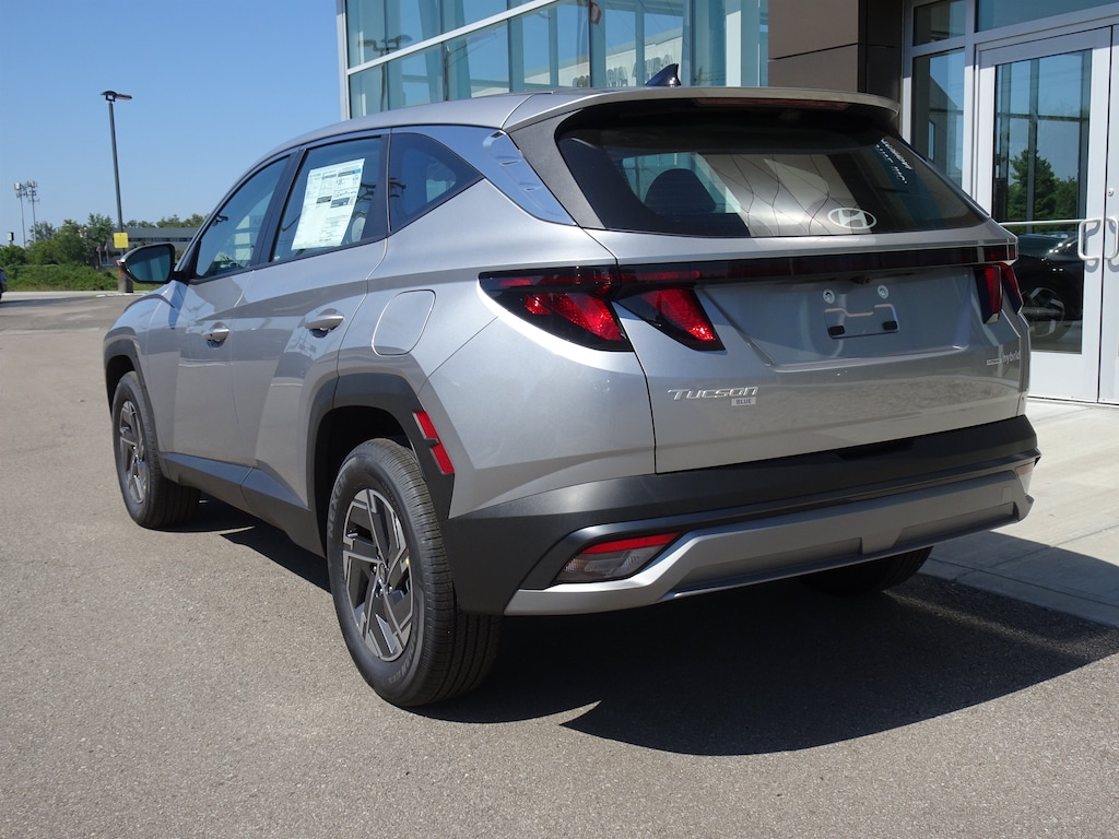 New 2026 Hyundai Tucson Hybrid Blue SE SUV