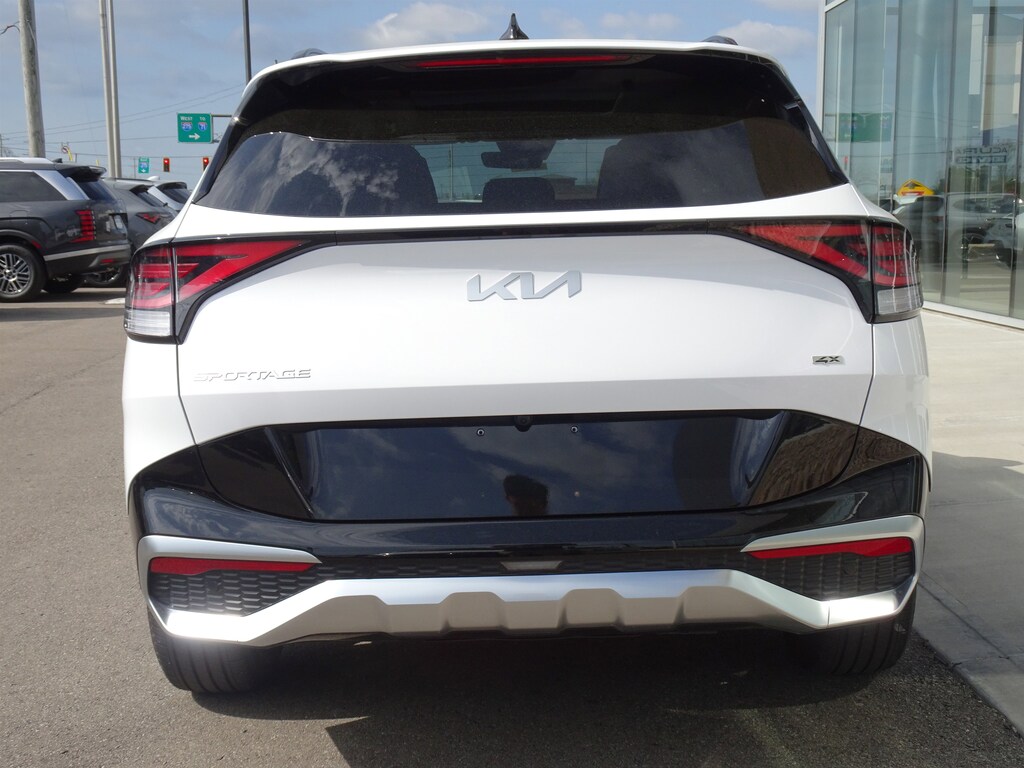 Used 2025 Kia Sportage SX-Prestige SUV