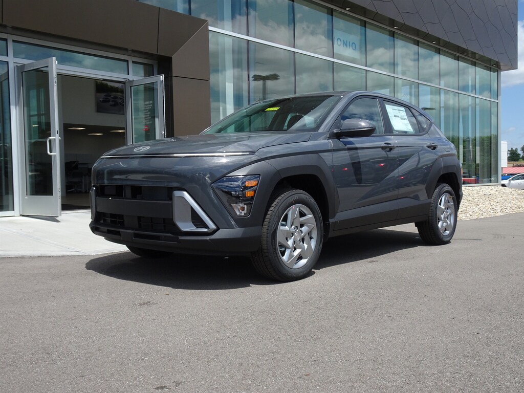 New 2025 Hyundai Kona SE SUV