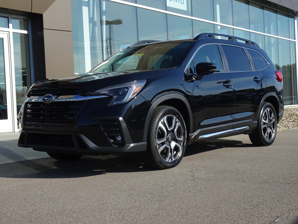 Used 2024 Subaru Ascent Limited 7-Passenger SUV