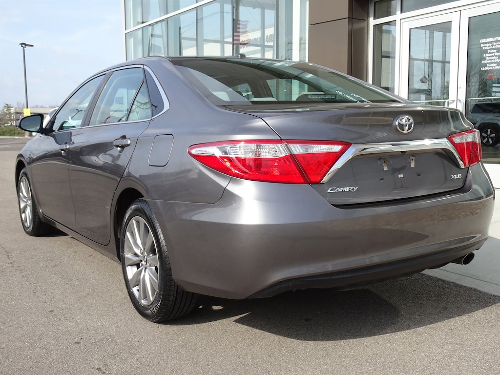 Used 2016 Toyota Camry XLE Sedan