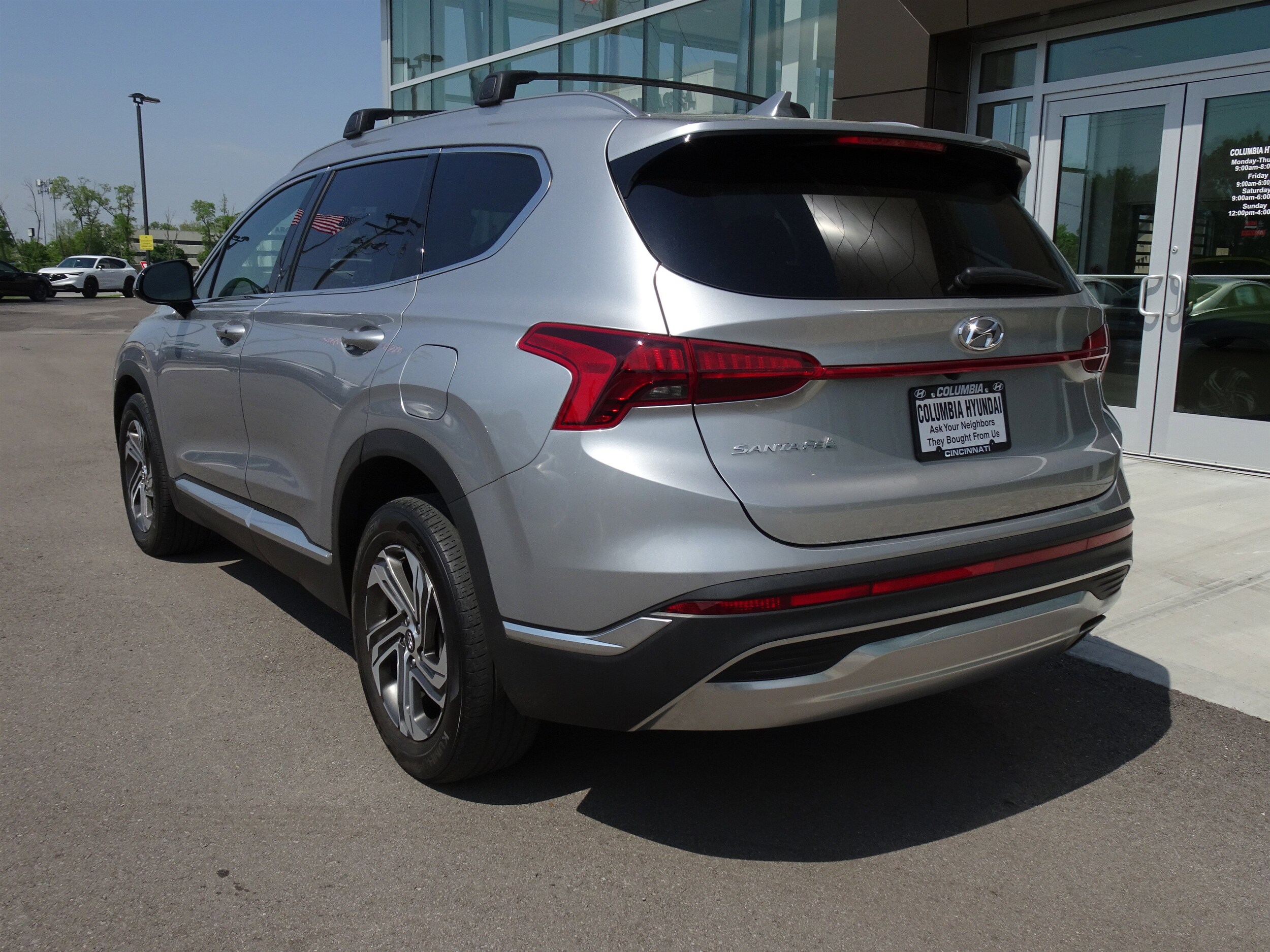 2022 Hyundai Santa Fe SEL photo 3