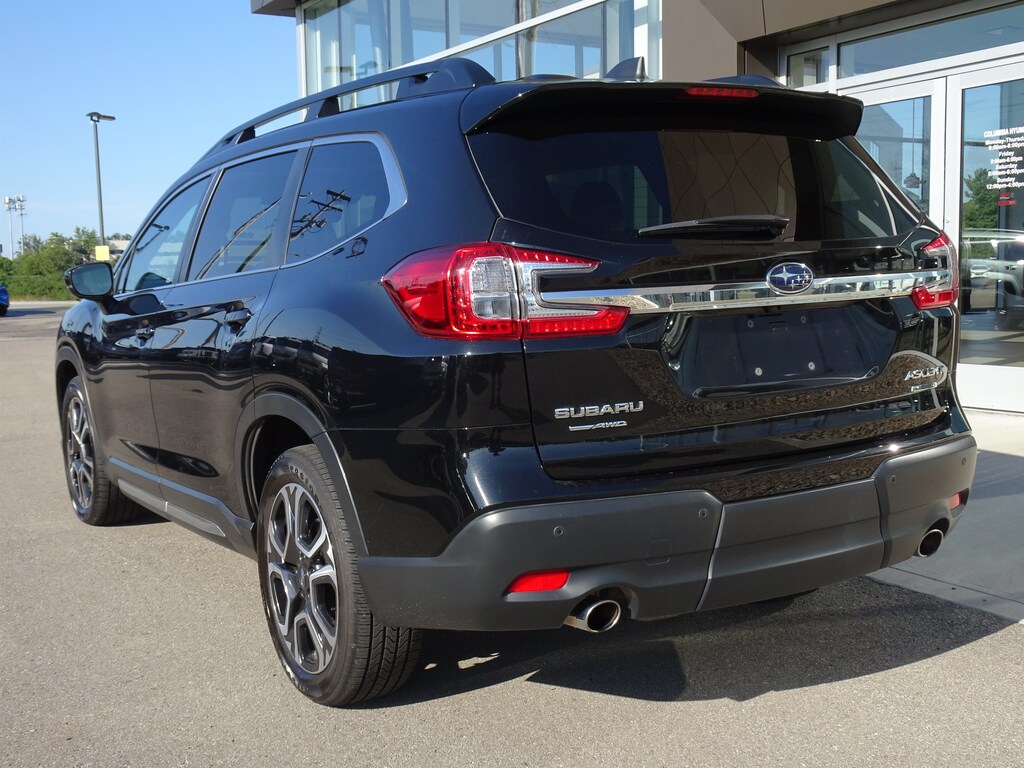 Used 2024 Subaru Ascent Limited 7-Passenger SUV