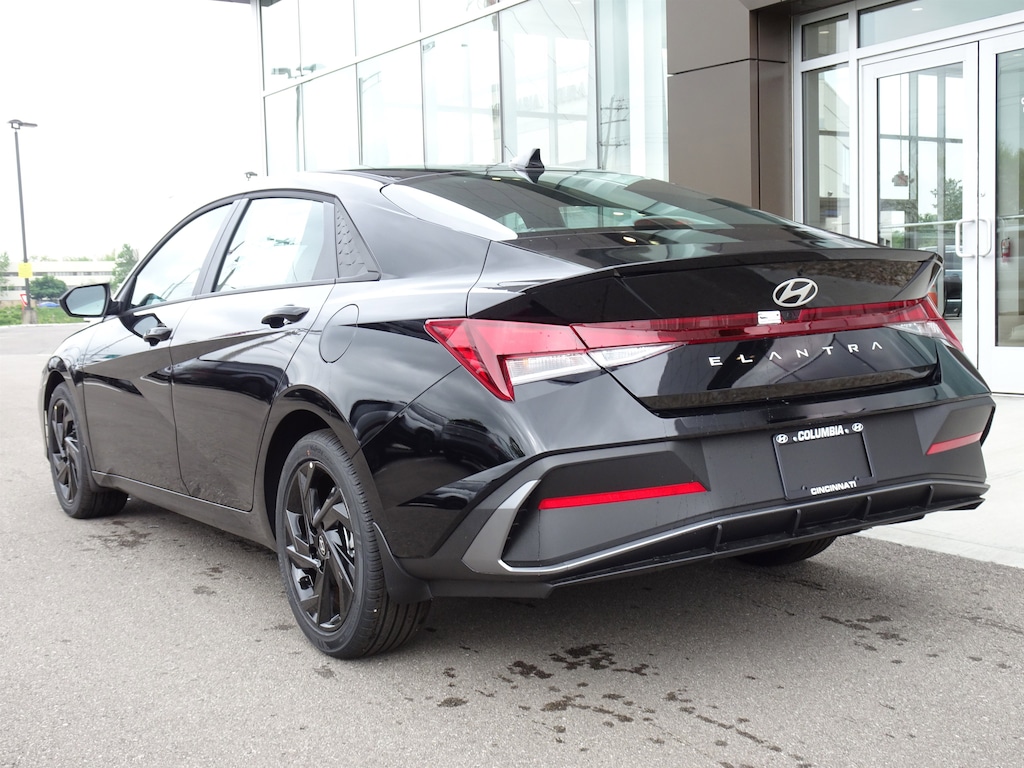 New 2026 Hyundai Elantra SEL Sport Sedan