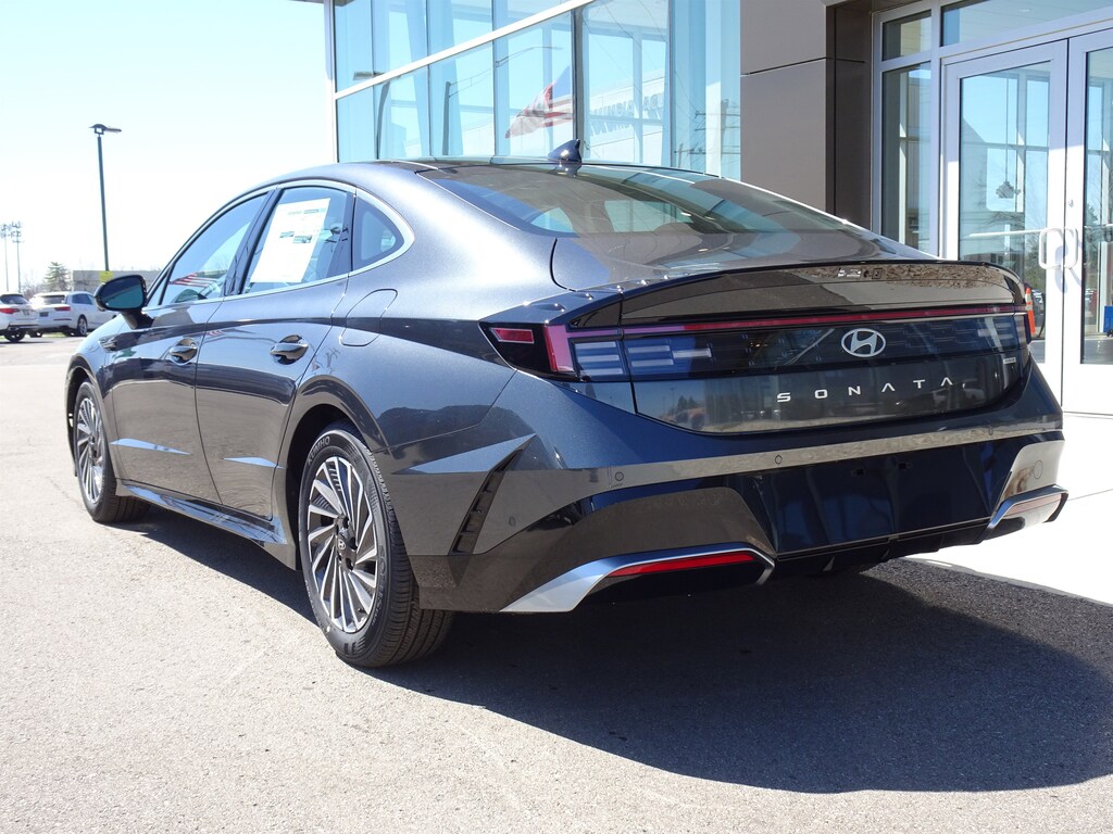 New 2026 Hyundai Sonata Hybrid Limited Sedan
