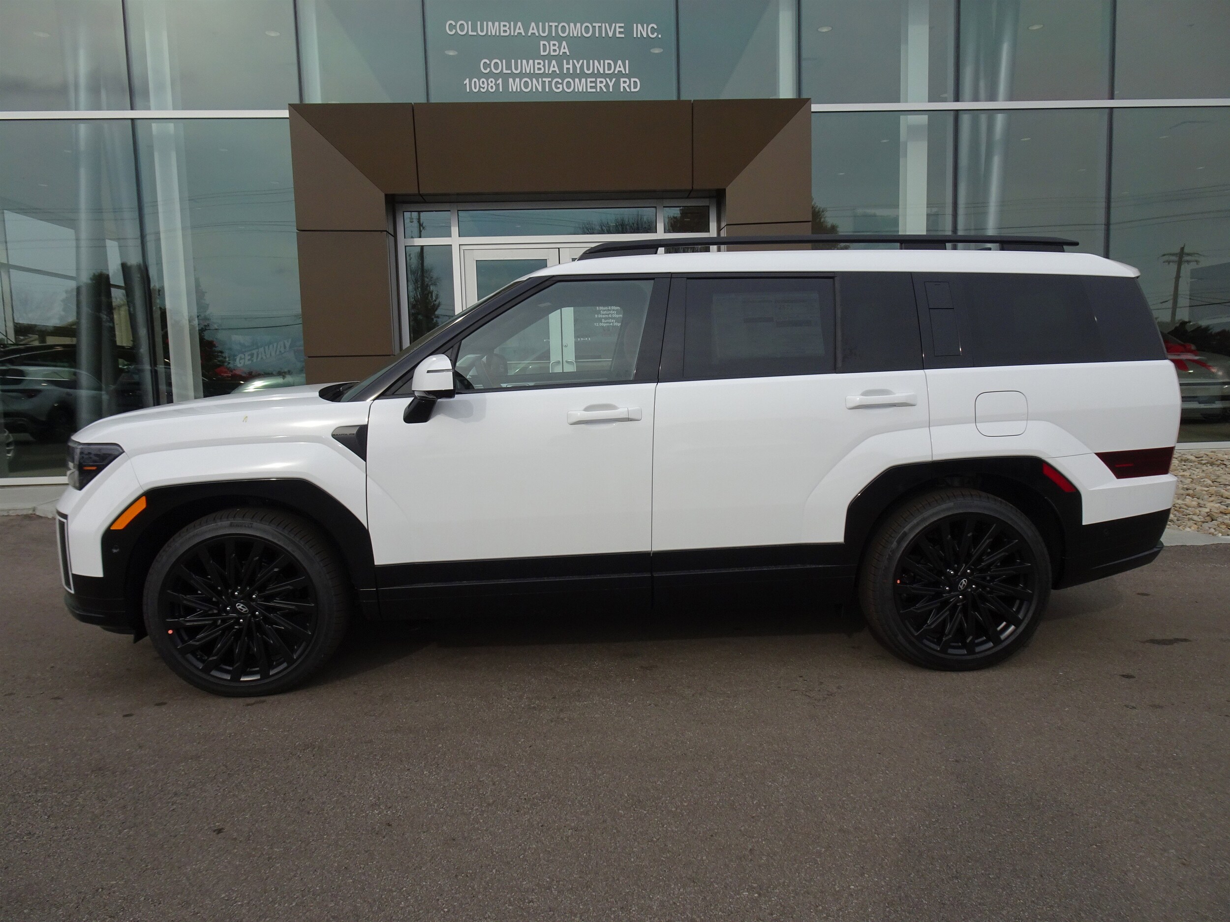 2026 Hyundai Santa Fe Calligraphy photo 2