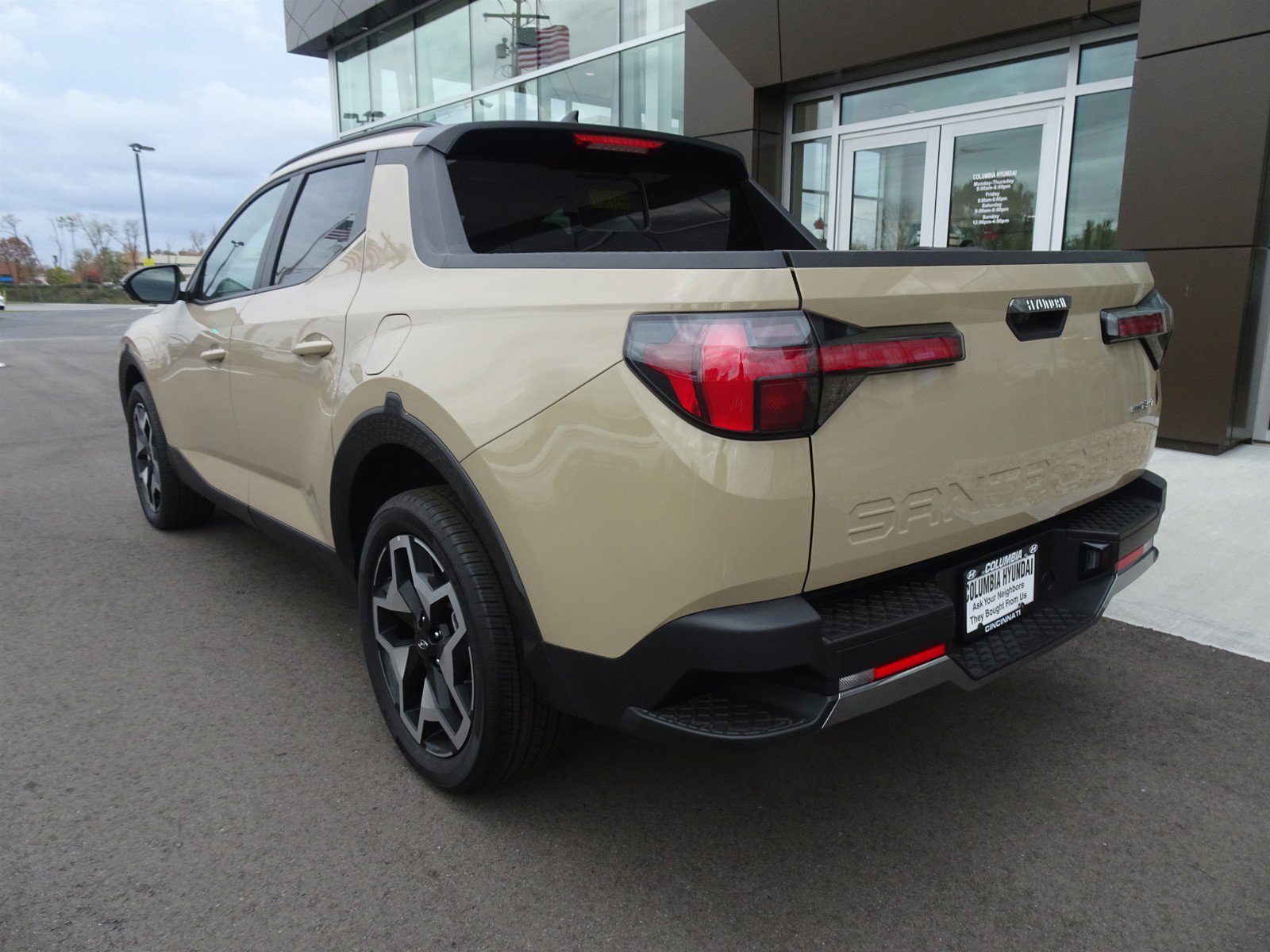 2024 Hyundai Santa Cruz Limited photo 4
