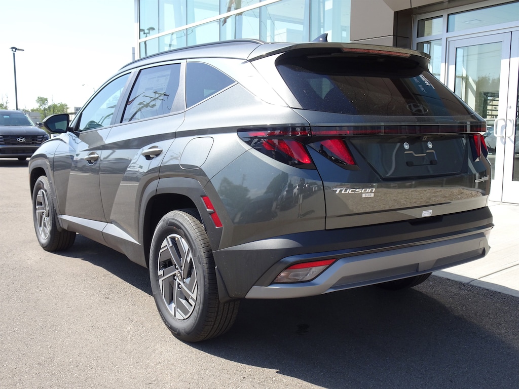 New 2025 Hyundai Tucson Hybrid Blue SUV