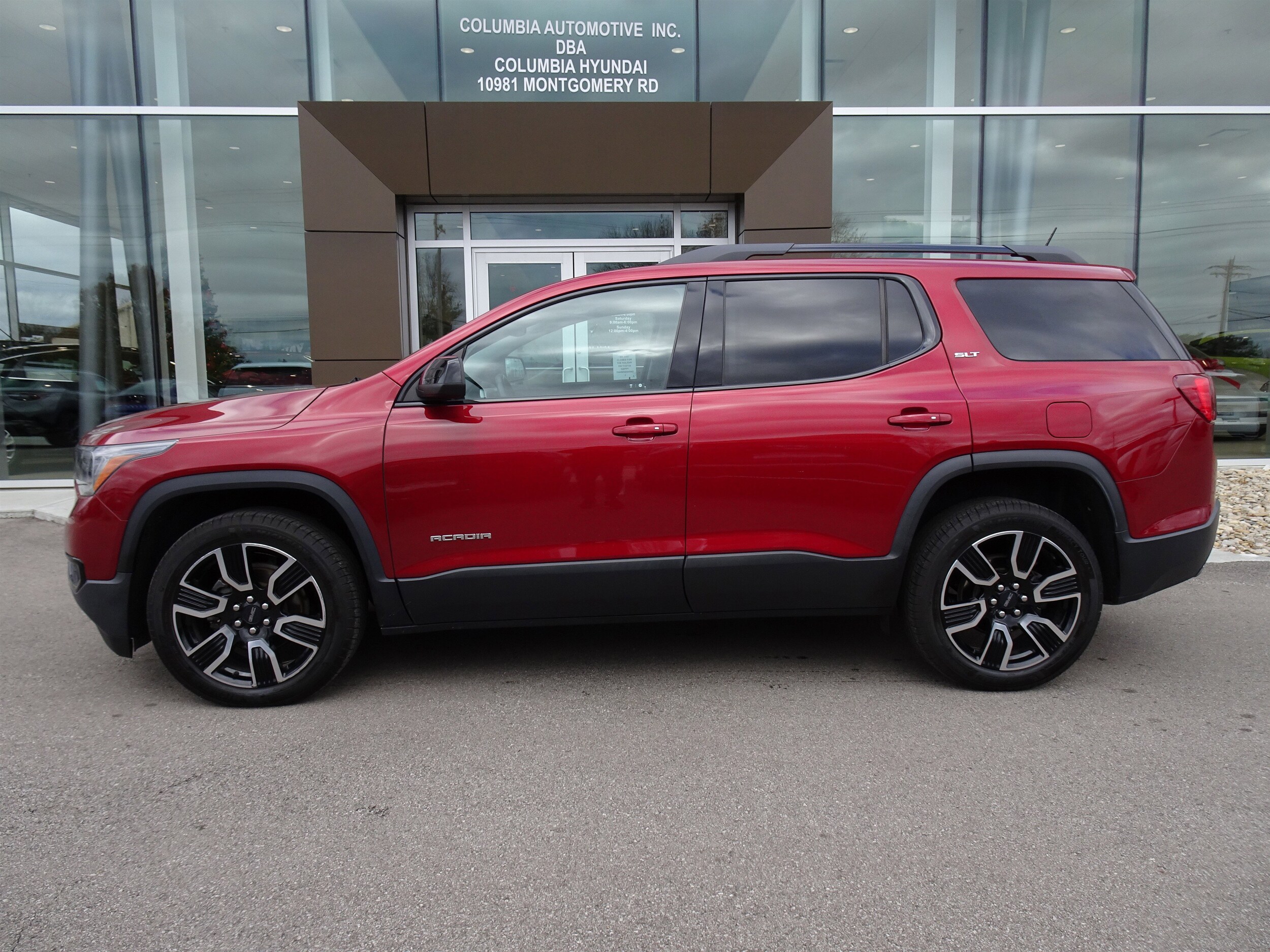 2019 Gmc Acadia SLT photo 2