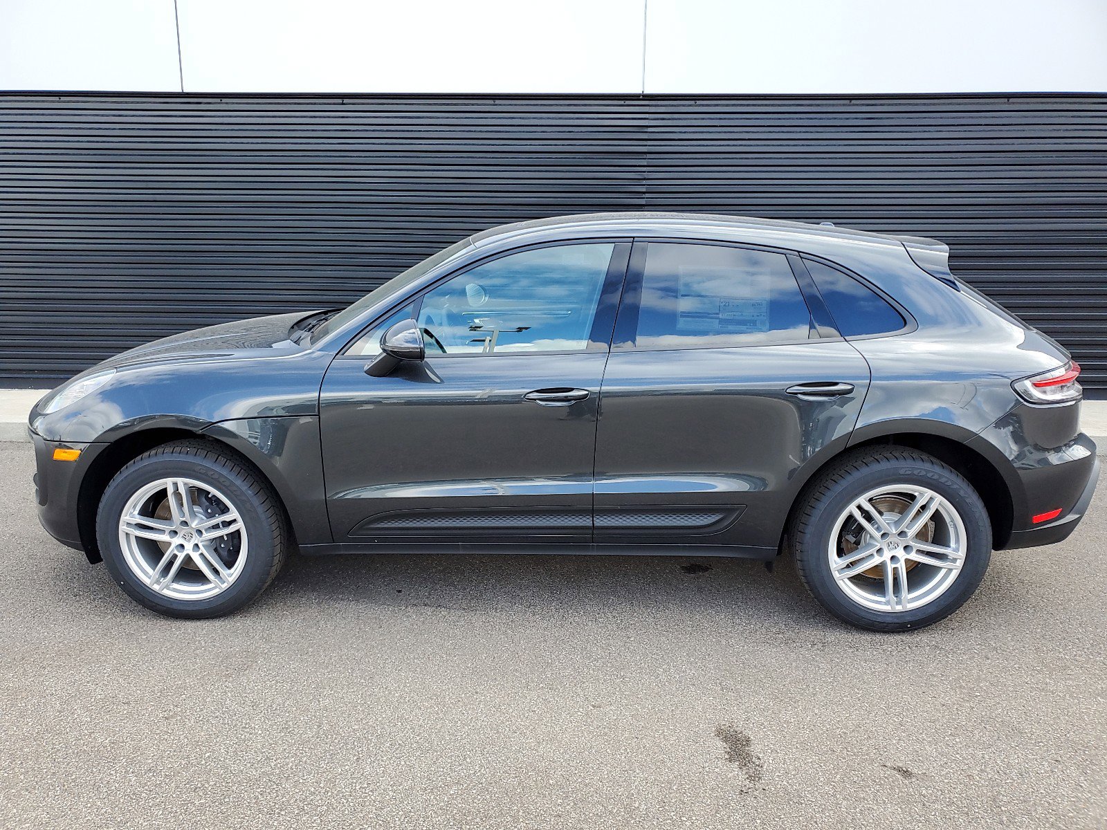 Used 2025 Porsche Macan Base with VIN WP1AA2A55SLB07245 for sale in Cincinnati, OH