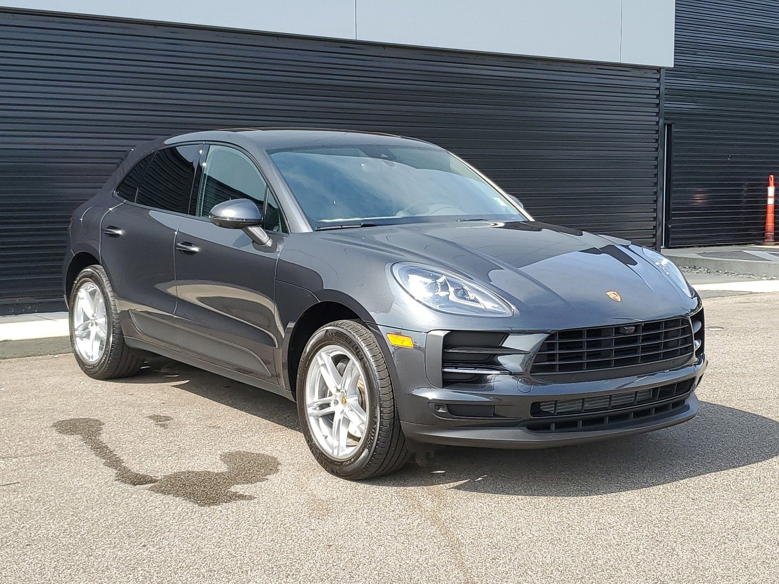 Certified 2021 Porsche Macan Base with VIN WP1AA2A57MLB01854 for sale in Cincinnati, OH