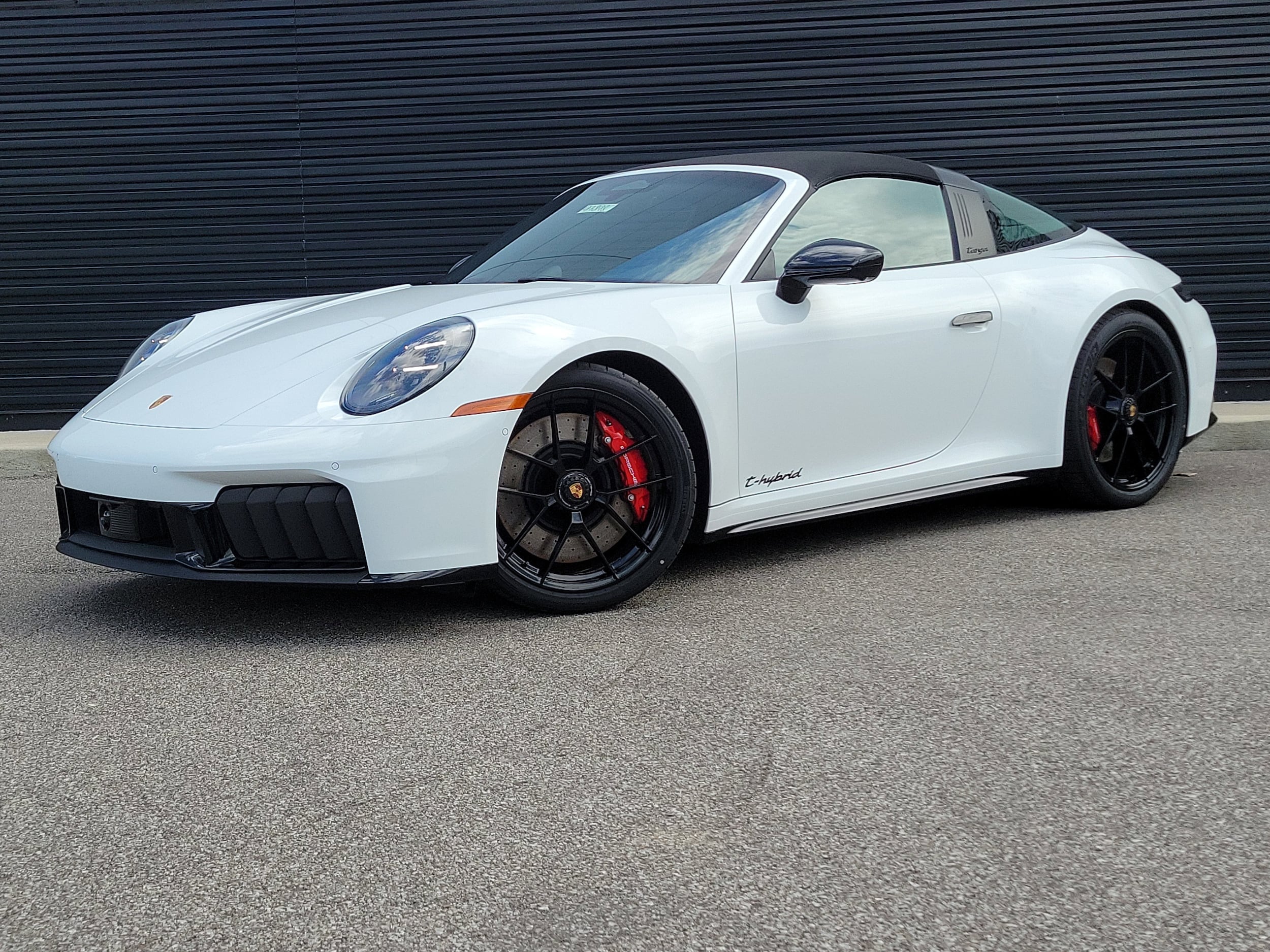2026 Porsche 911 Targa 4 GTS's photo