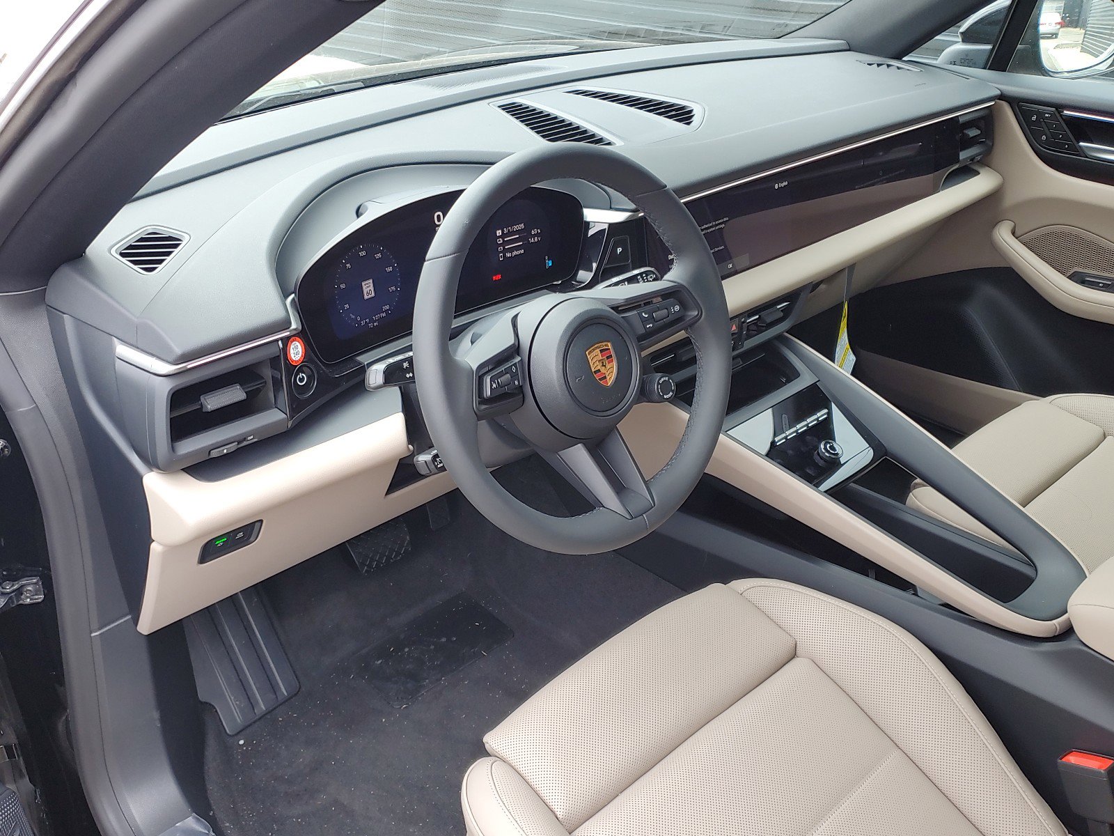 2025 Porsche Macan Electric 4 photo 4