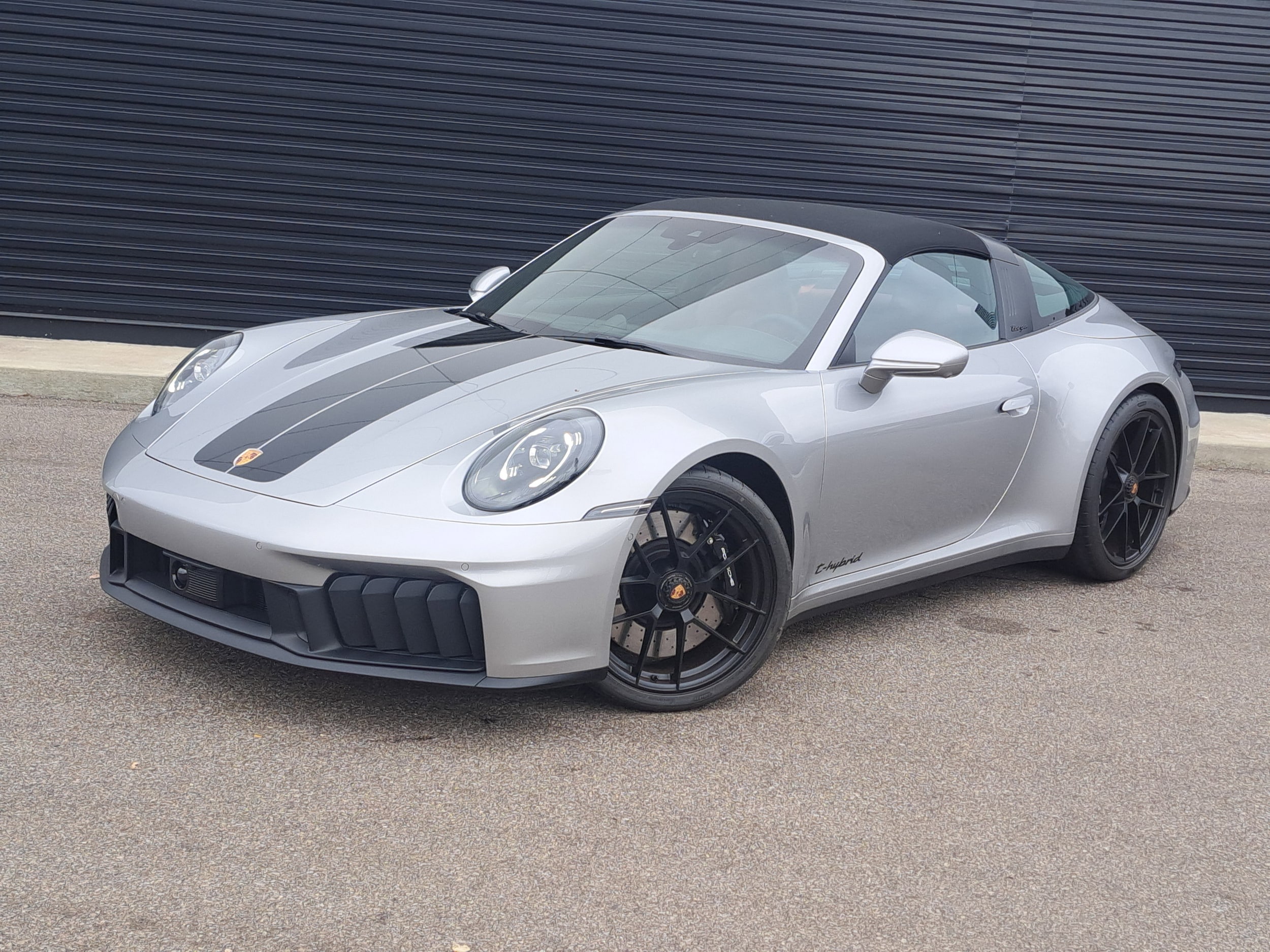 2025 Porsche 911 Coupe 