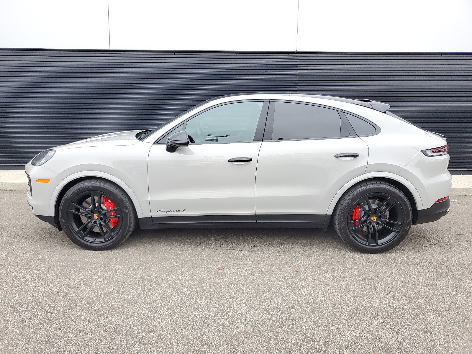 Certified 2024 Porsche Cayenne Coup S with VIN WP1BL2AY2RDA60673 for sale in Cincinnati, OH