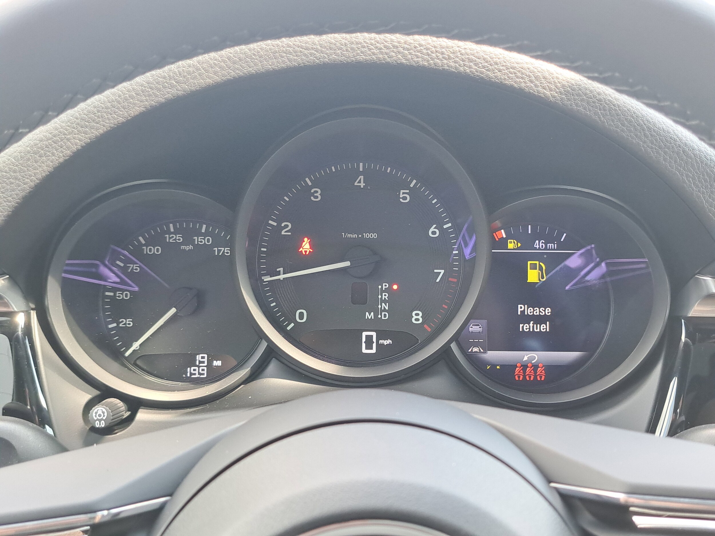 2026 Porsche Macan - Photo 28