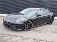 2026 Porsche Panamera 4