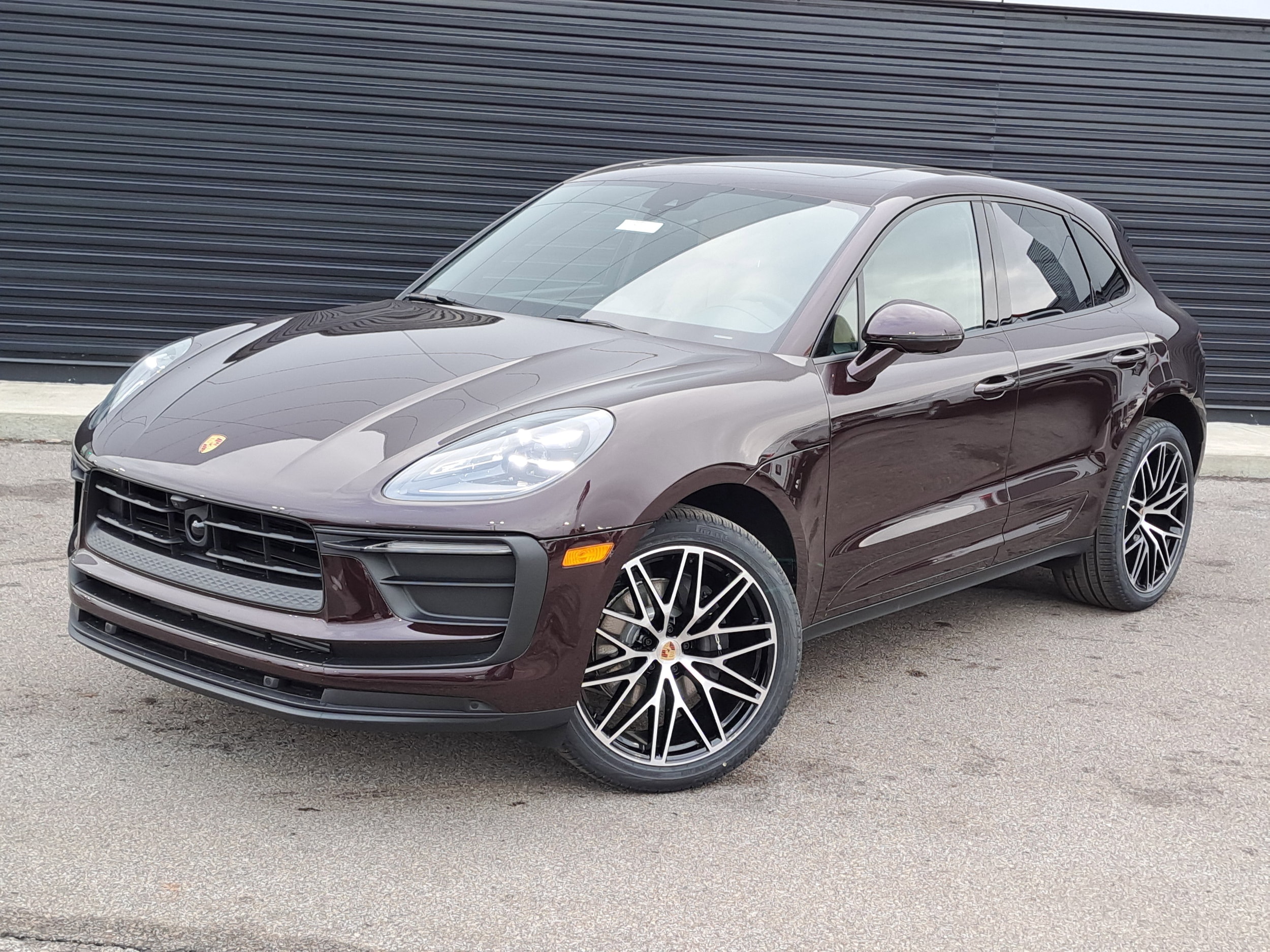 2026 Porsche Macan's photo